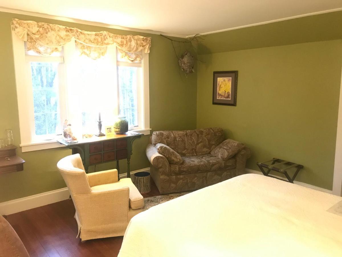 Howarth House Bed And Breakfast Фичберг Экстерьер фото